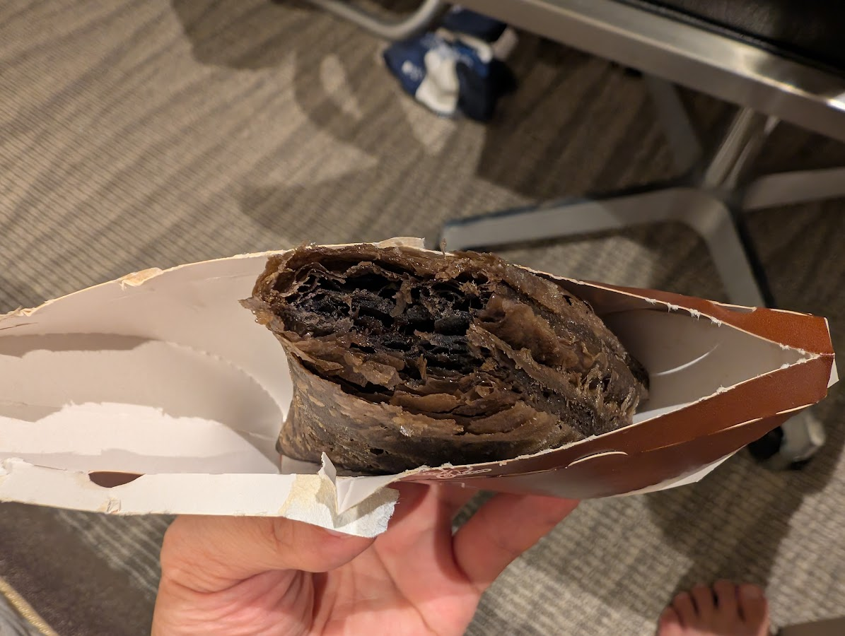三角チョコパイ