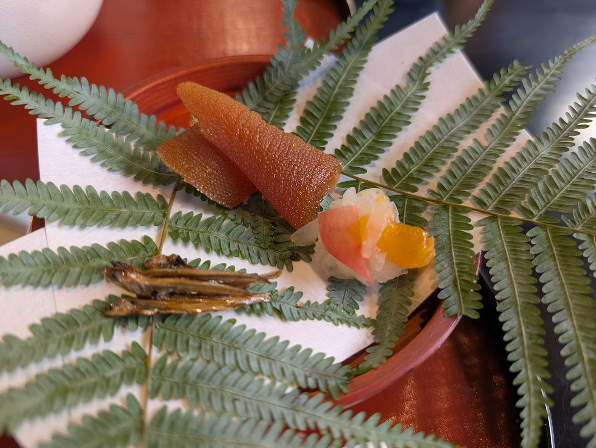 漬菜、魚卵與佃煮小魚