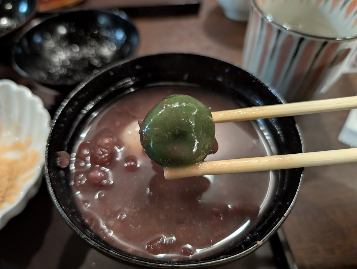 白玉ぜんざいときなこ白玉
