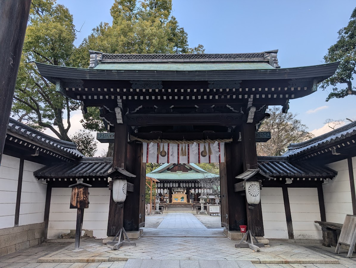 白峯神宮