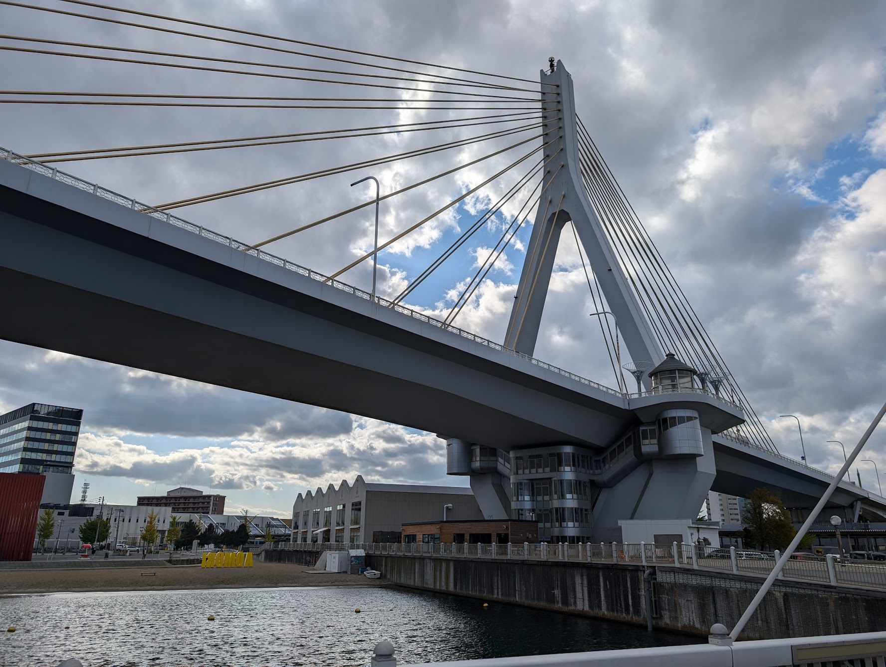 青森ベイブリッジ